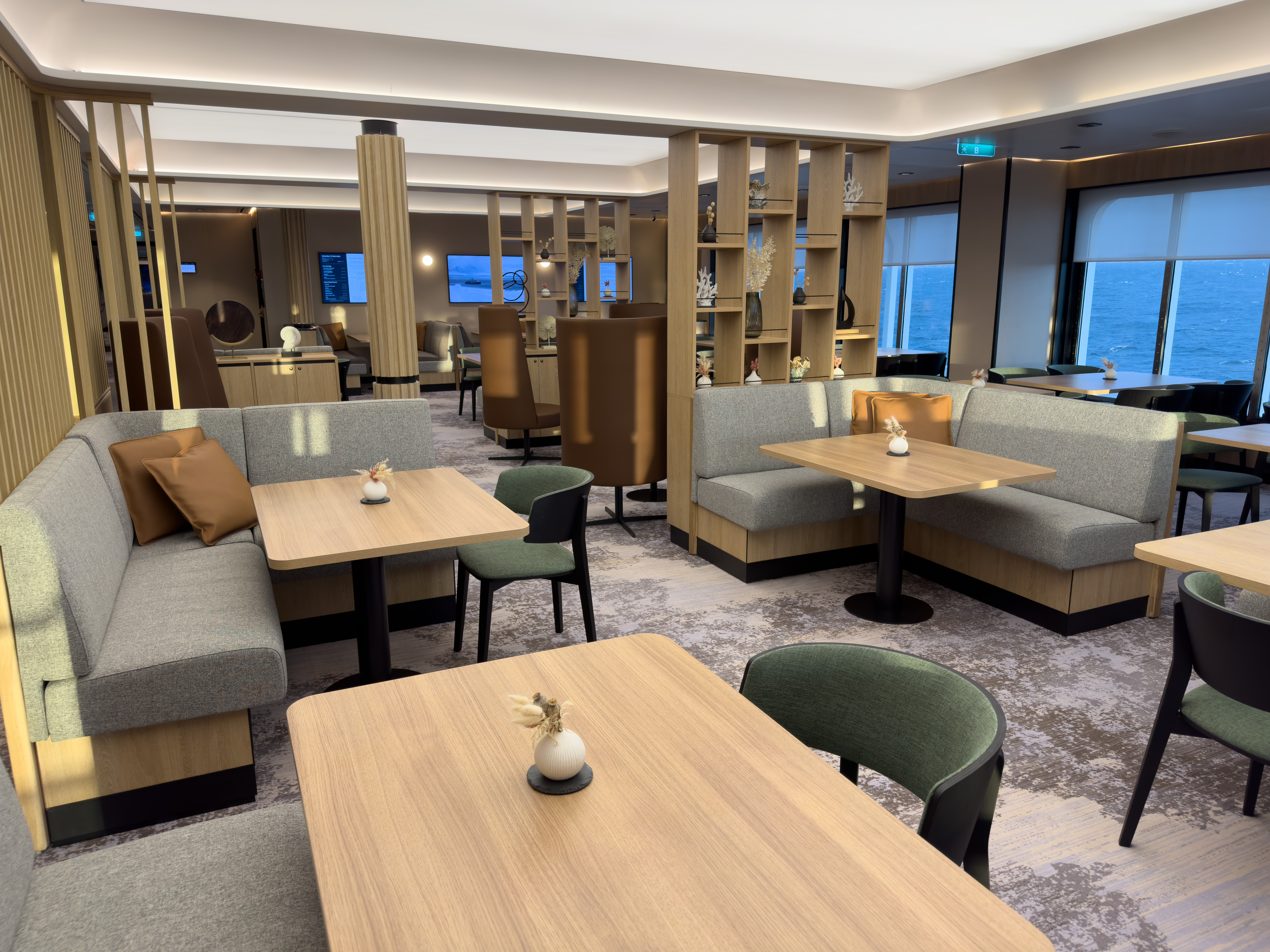 Club Lounge on SH Vega